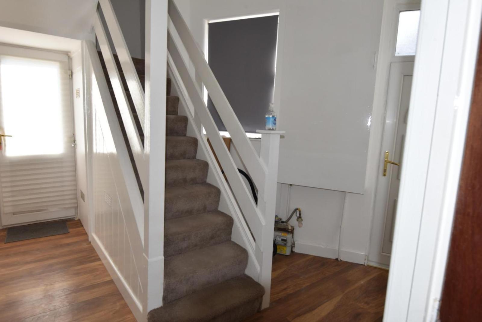 Come On In Lucas Street Newport Train Station Sleep Upto 8 Villa Ngoại thất bức ảnh