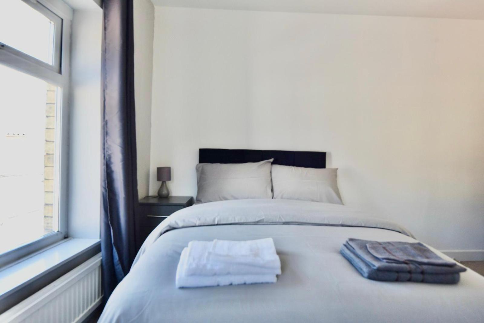 Come On In Lucas Street Newport Train Station Sleep Upto 8 Villa Ngoại thất bức ảnh