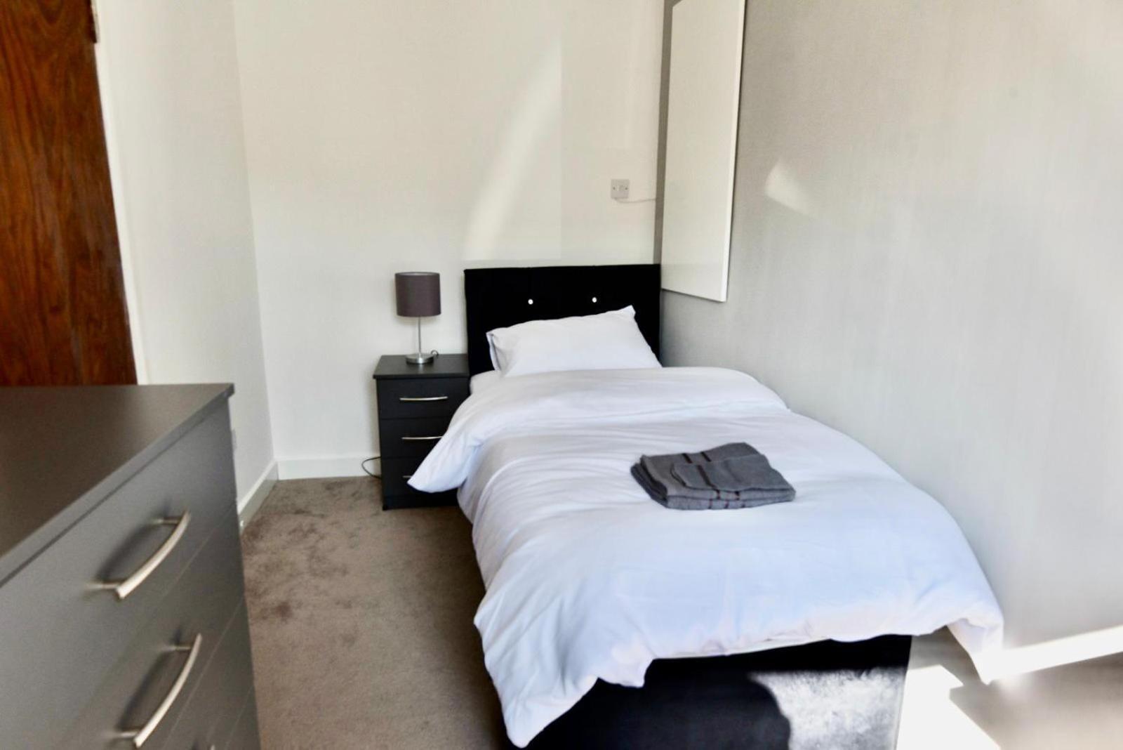 Come On In Lucas Street Newport Train Station Sleep Upto 8 Villa Ngoại thất bức ảnh